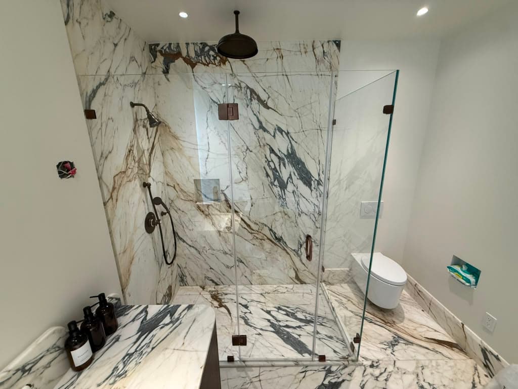 Corner Swing Door thumbnail 6
